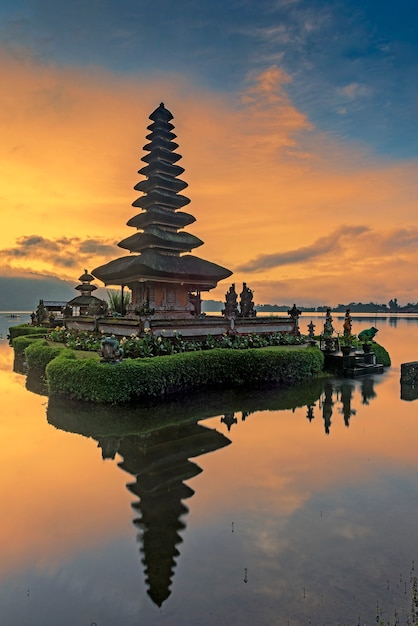 Photo pura ulun danu bratan, bali, indonesia