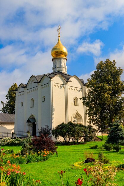 Pyatnitskoye verbinding van Trinity Lavra van St Sergius in Sergiev Posad Rusland