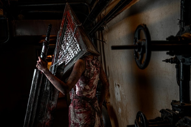 Photo pyramid-head cosplay