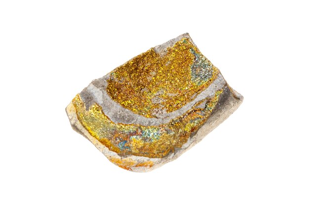 Pyrite minerale steen op witte achtergrond