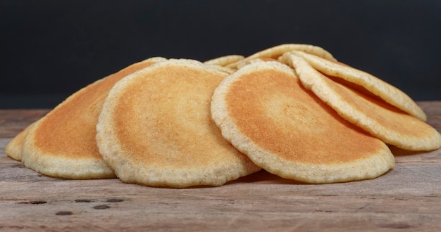 Qatayef brood, traditionele Arabische Ramadan-snoepjes