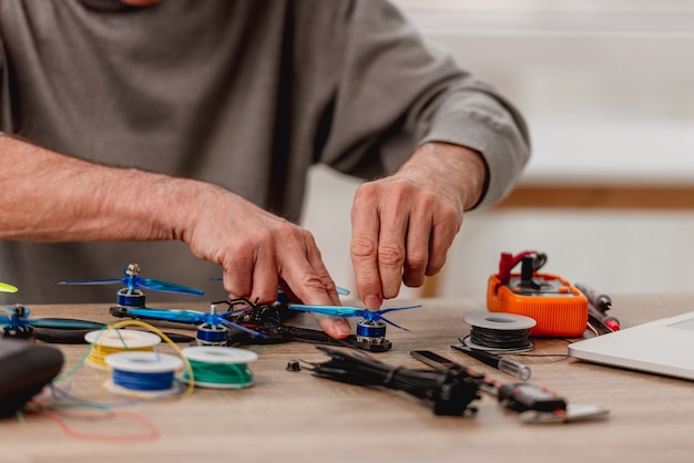 Photo quadcopter repairing process