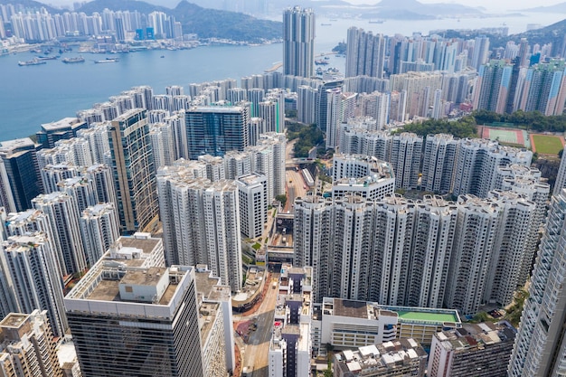 Quarry Bay, Hong Kong 19 maart 2019: Hong Kong stad overdag