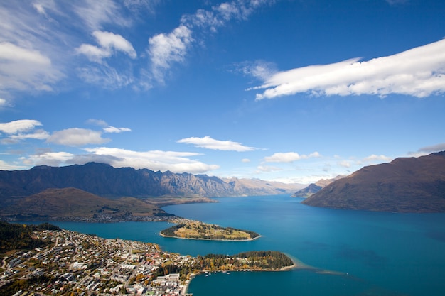 Queenstown with lake Wakatipu