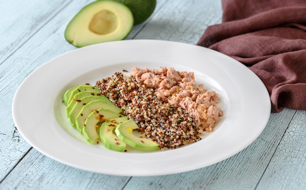 Quinoa with avocado and tuna