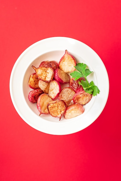 Radijs gebakken recept plantaardig dieet vegetarisch veganistisch of vegetarisch eten keto- of paleodieet