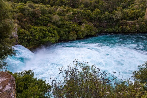 Il furioso fiume waikato in nuova zelanda