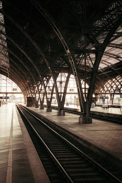 Foto piazza della stazione ferroviaria