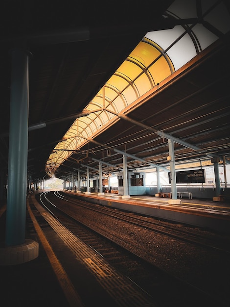 Photo railroad station platform