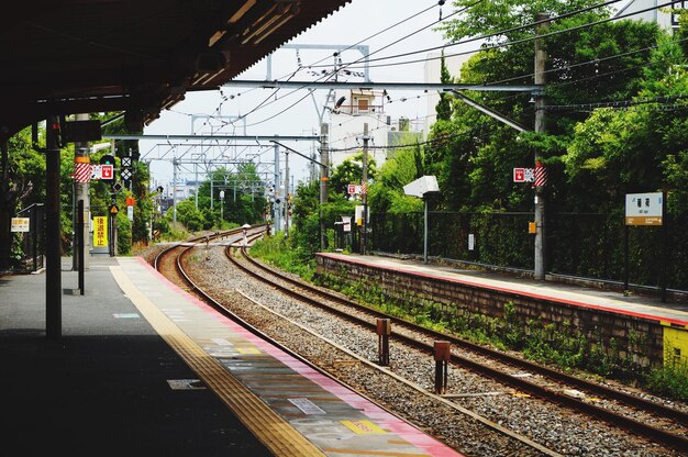 Foto tracce ferroviarie alla stazione