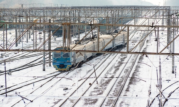 Railway cars and rails in winter