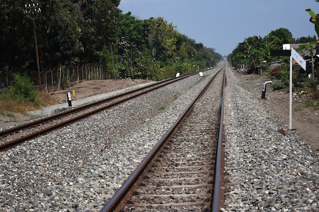 Foto ferrovia ferrovia a doppio binario