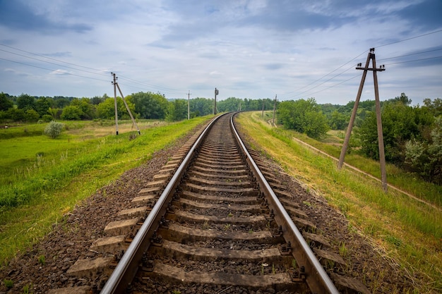 Railway for the transportation of heavy freight trains