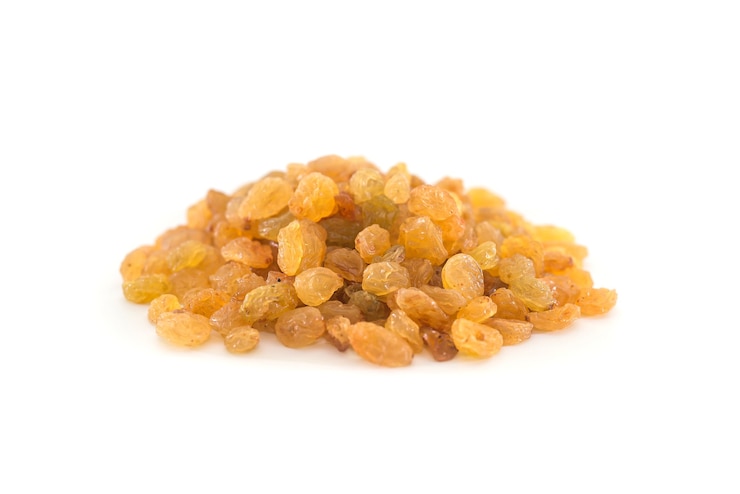 Photo raisins isolated on white background.