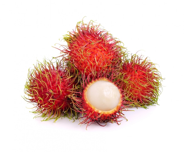 흰색 배경에 고립 rambutan 과일