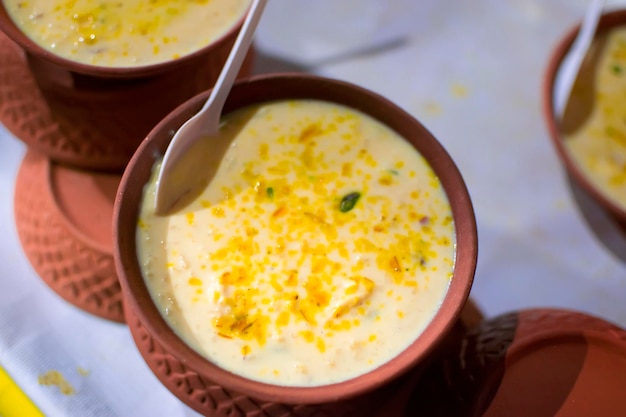 Rasmalai met kullad