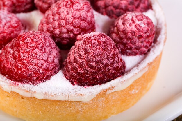 Raspberry cake