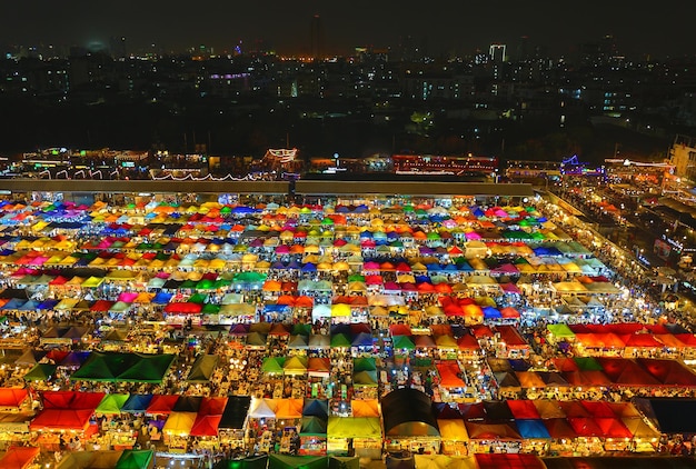Ratchada-nachtmarkt in Bangkok