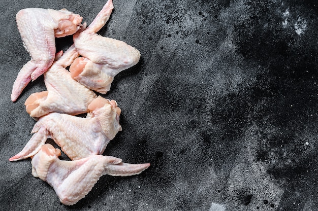 Rauw kippenvleugels biologisch pluimveevlees