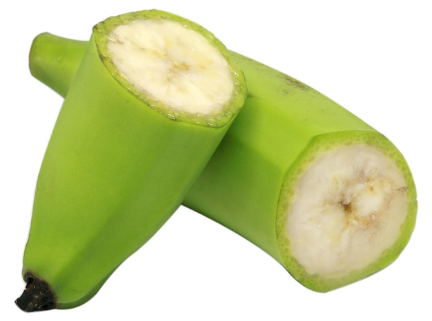 Rauwe groene banaan geïsoleerd op witte achtergrond