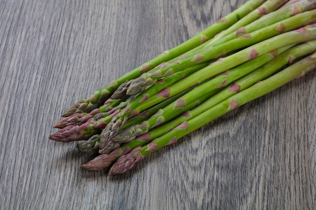 Raw asparagus