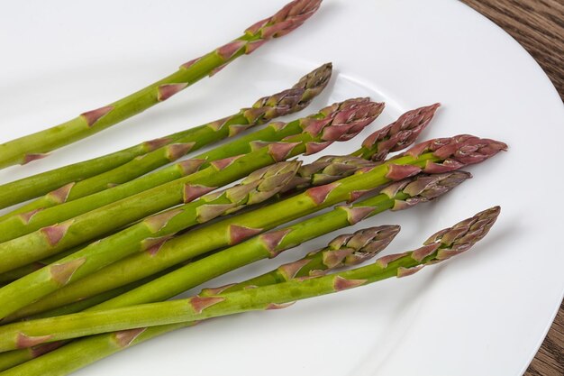 Raw asparagus