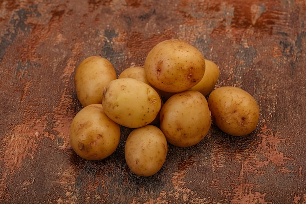 Сырая детская картофельная куча