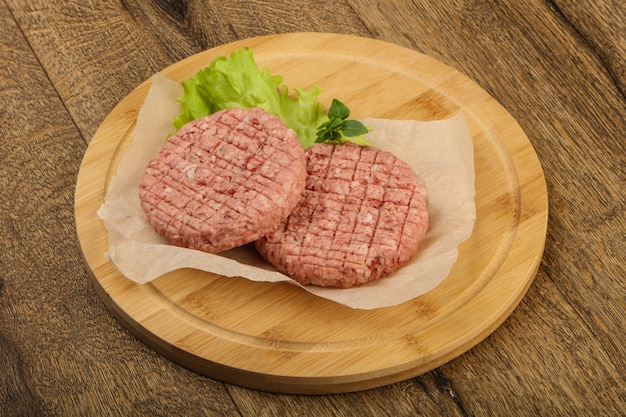 Raw burger cutlet