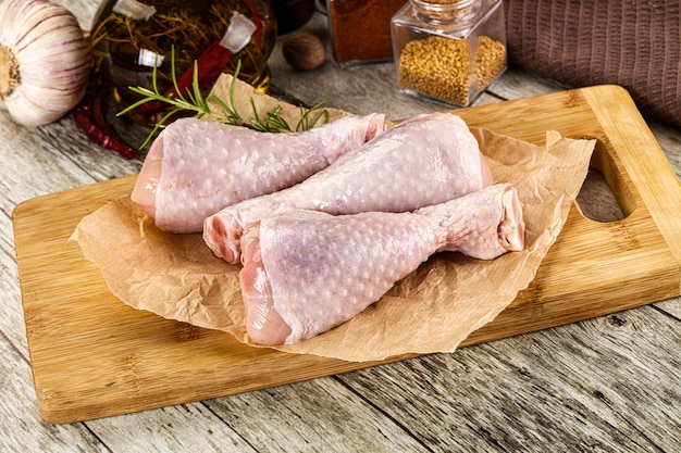 raw chicken drumstick for roast