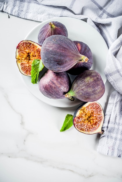 Photo raw figs fruits