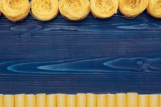 Photo raw italian pasta