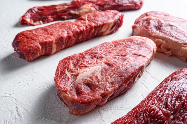 만도 덴버 앞의 원시 유기농 톱 블레이드 컷 대리석 쇠고기는 새로운 광각 선택적 초점을 닫습니다.