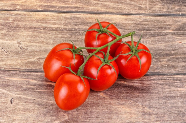 Raw red Flamenco tomato branch