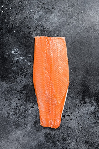 Photo raw salmon fillet on a table