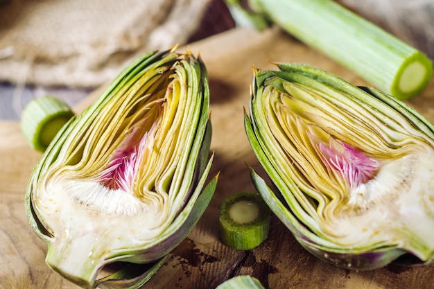 Raw Sardinian artichoke