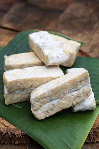 원시 Tempeh Gembus 또는 Tempe Gembos