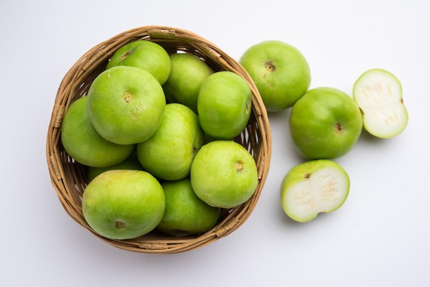 Raw Tinda tinde also called dhemse Apple Gourd Baby Pumpkin Indian Squash Round MelonxA