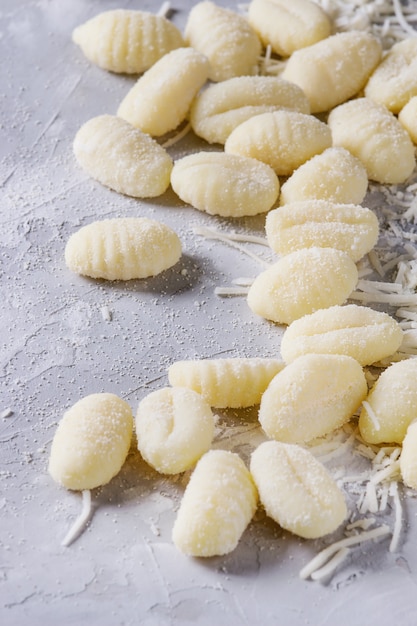 Photo raw uncooked potato gnocchi