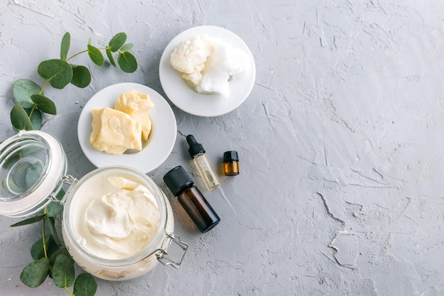 readymade body butter to moisturize the skin in a glass jar