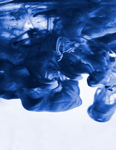 現実的な青い液体の煙