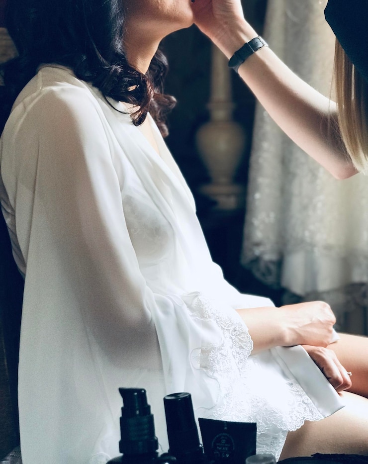 Photo 握手的女人在後面