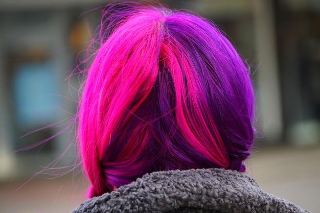 Photo rear view of woman with blond hair