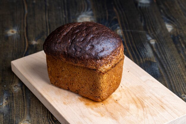 Rechthoekig brood van rogge meelbrood