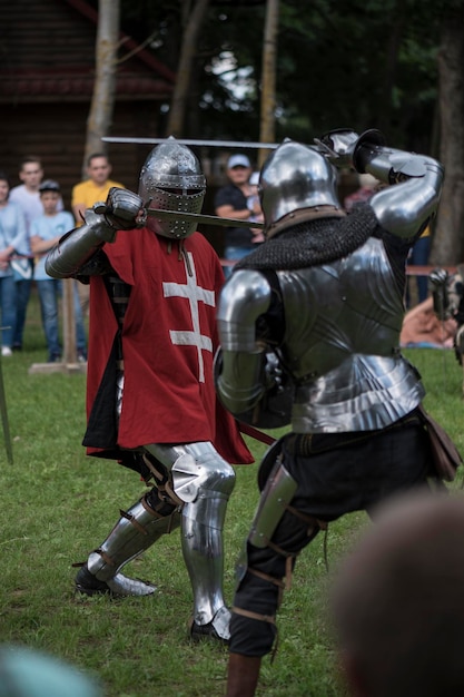 Reconstructie van de slag om middeleeuwse ridders
