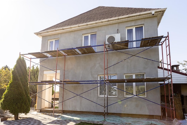 reconstructie van het huis Isolatie van het huis met polystyreenschuimbepleistering met plaste