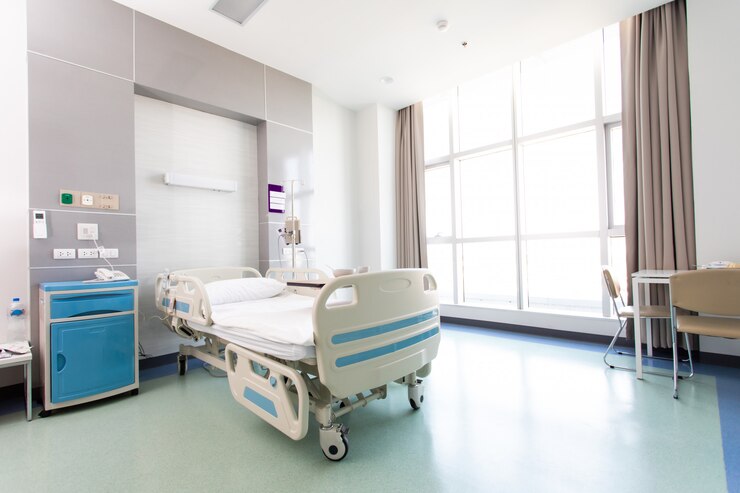 Photo recovery room with beds and comfortable medical. interior of an empty hospital room. clean and empty room with a bed in the new medical center