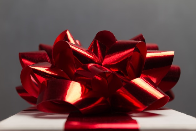 Red bow gift box