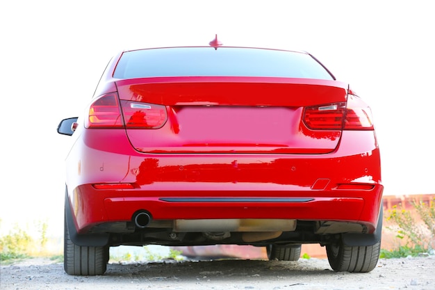 Photo red car outdoors