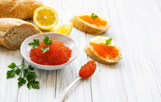 Red caviar in bowl