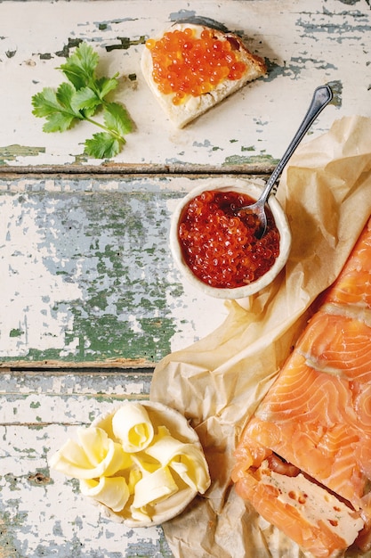 Red caviar with bread and butter